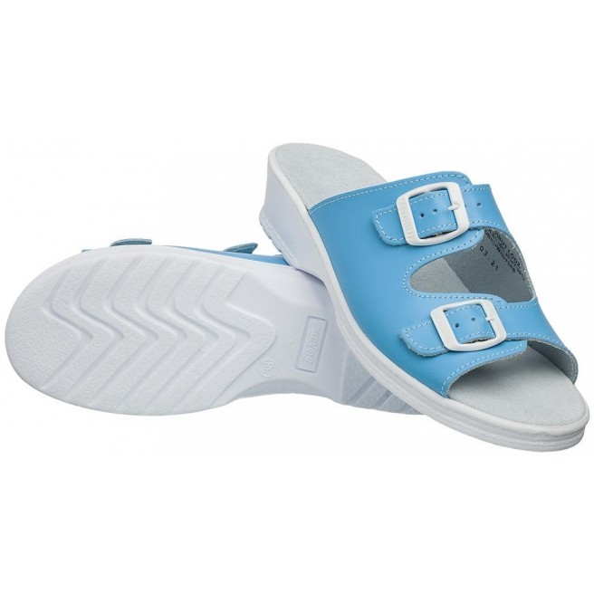Niebieskie damskie medyczne klapki na koturnie 05 MEDIBUT