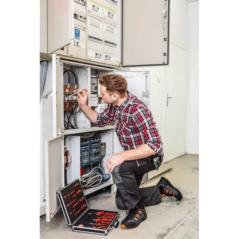 Koszula flanelowa robocza czerwono-czarno-biała 81-540 Neo Tools